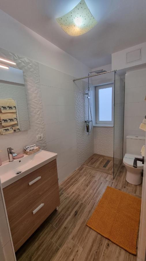 Central Residence Bacău Eksteriør billede